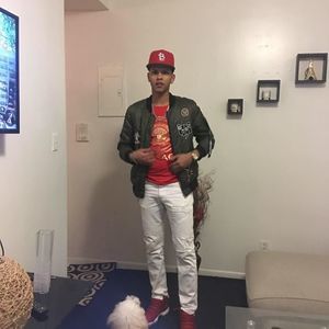 Meet your Posher, Luis